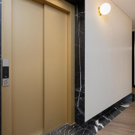 Luxurious Apartment With Two Bedrooms And Parking In Gdynia By Noclegi Renters المظهر الخارجي الصورة