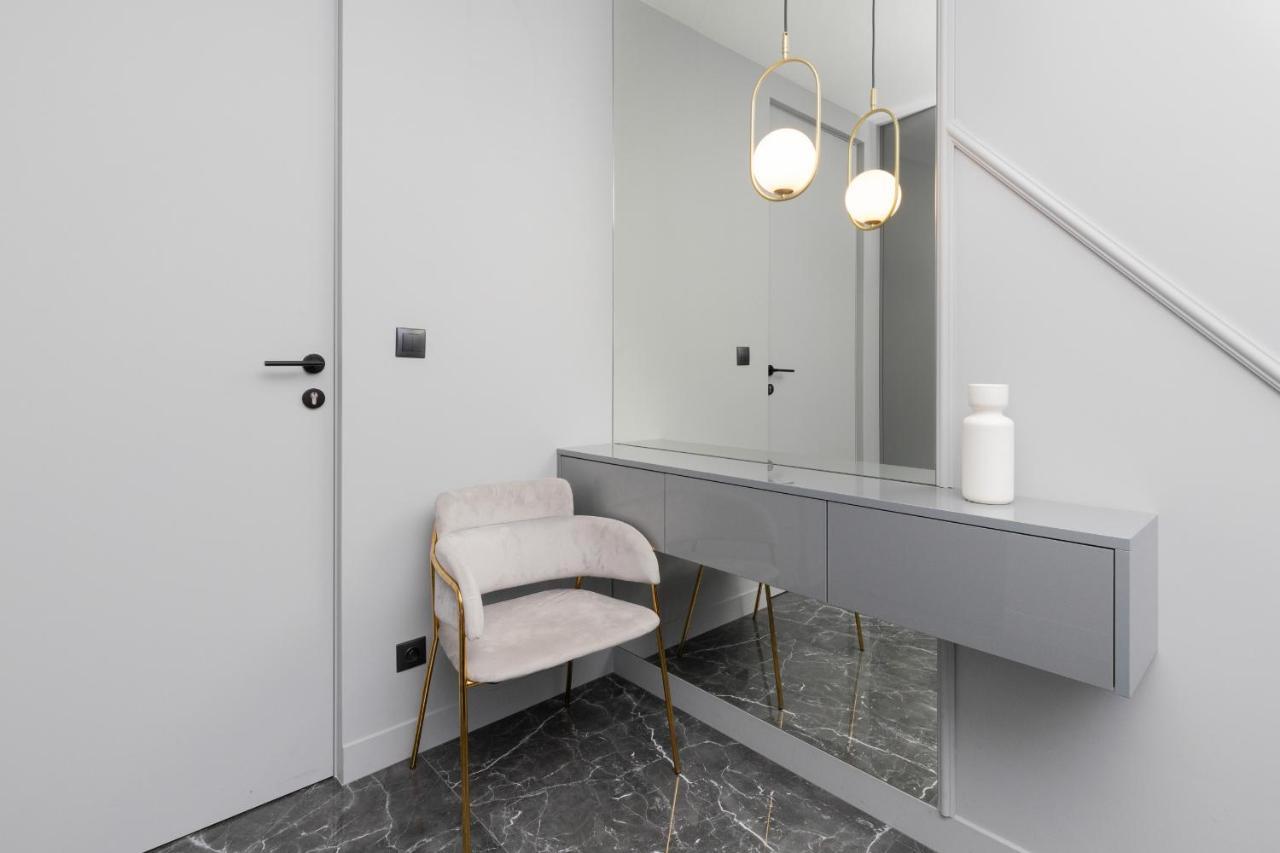 Luxurious Apartment With Two Bedrooms And Parking In Gdynia By Noclegi Renters المظهر الخارجي الصورة